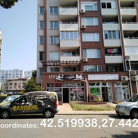 Дом Крумови بورغاس المظهر الخارجي الصورة